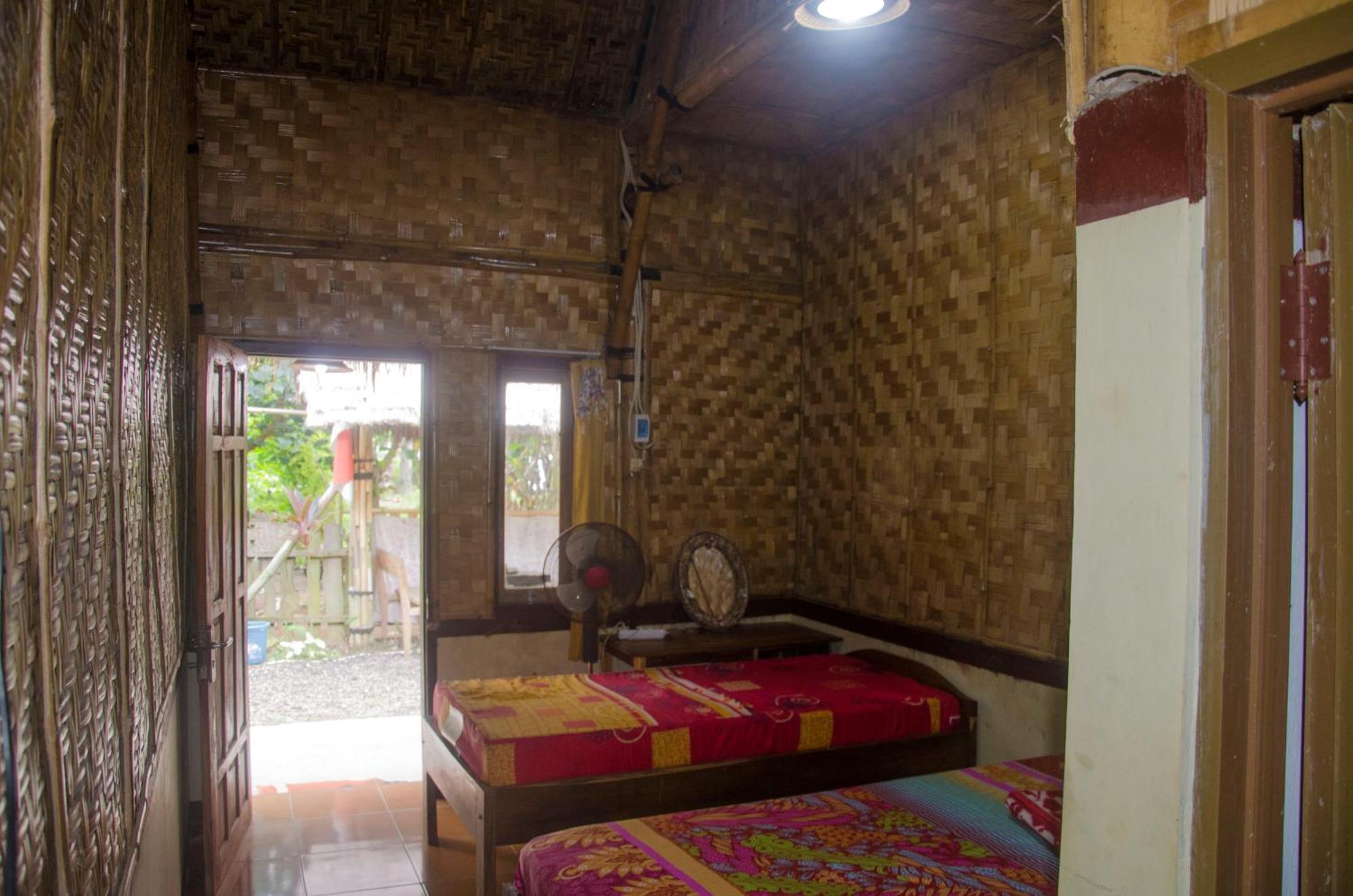Red Island Bungalows Pasanggaran Εξωτερικό φωτογραφία